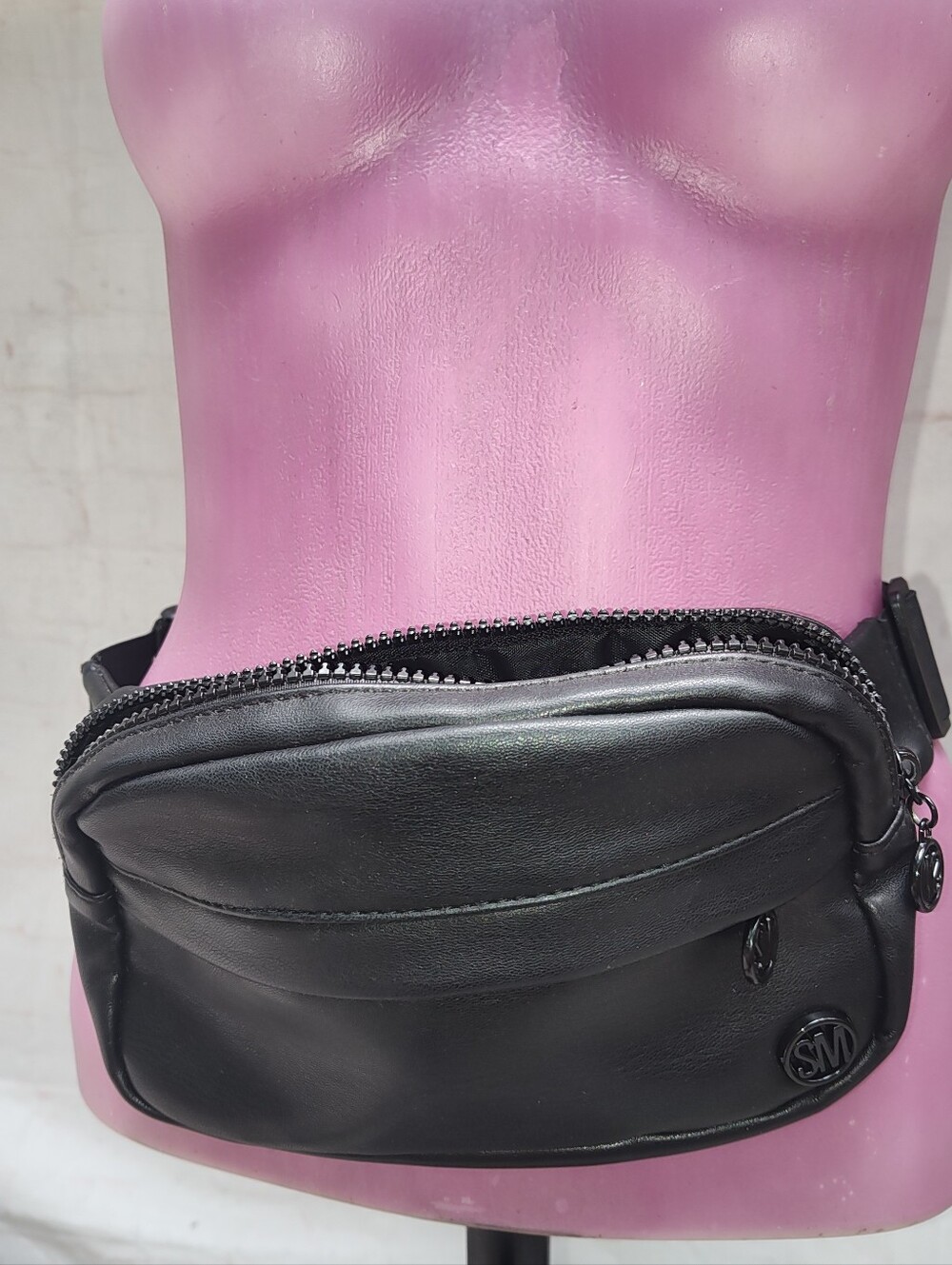 STEVE MADDEN FANNY PACK